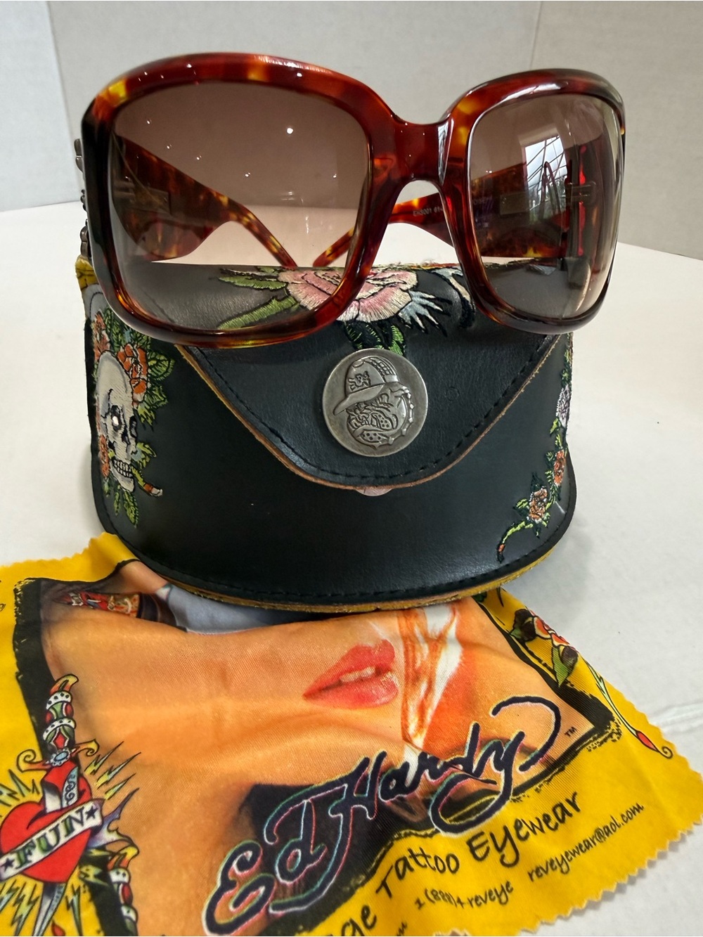 Ed Hardy NWOT Sunglasses Y2K Women’s Tortoiseshell Oversized Bedazzled Unique